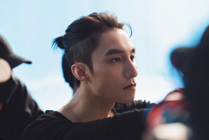 Share Code Website Giới Thiệu Ca Sỹ Sơn Tùng M-TP 3 Share Code Website Giới Thiệu Ca Sỹ Sơn Tùng M-TP